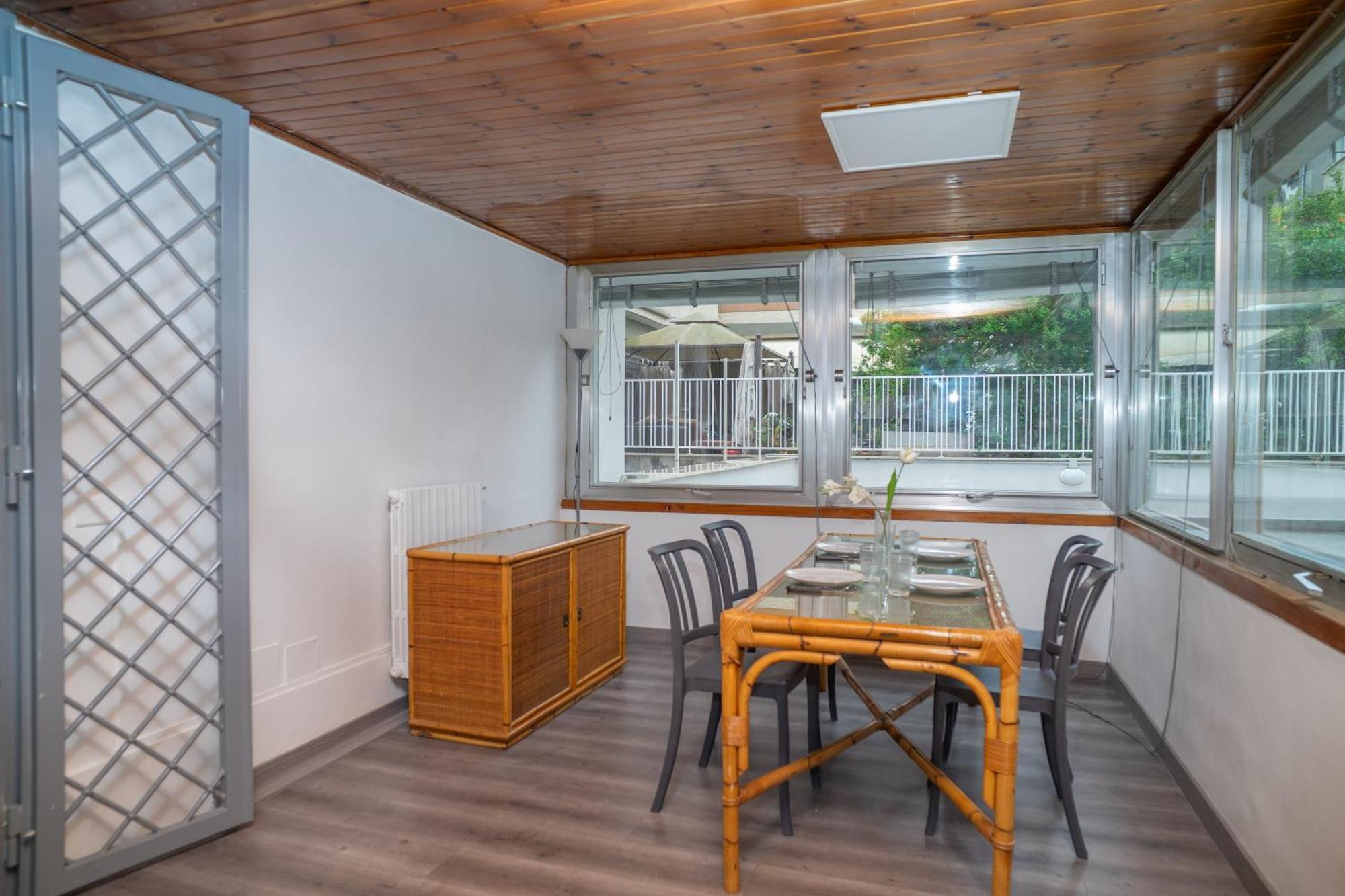 Appartamento Led, Comfort And Style Just A Few Minutes From The Colosseum