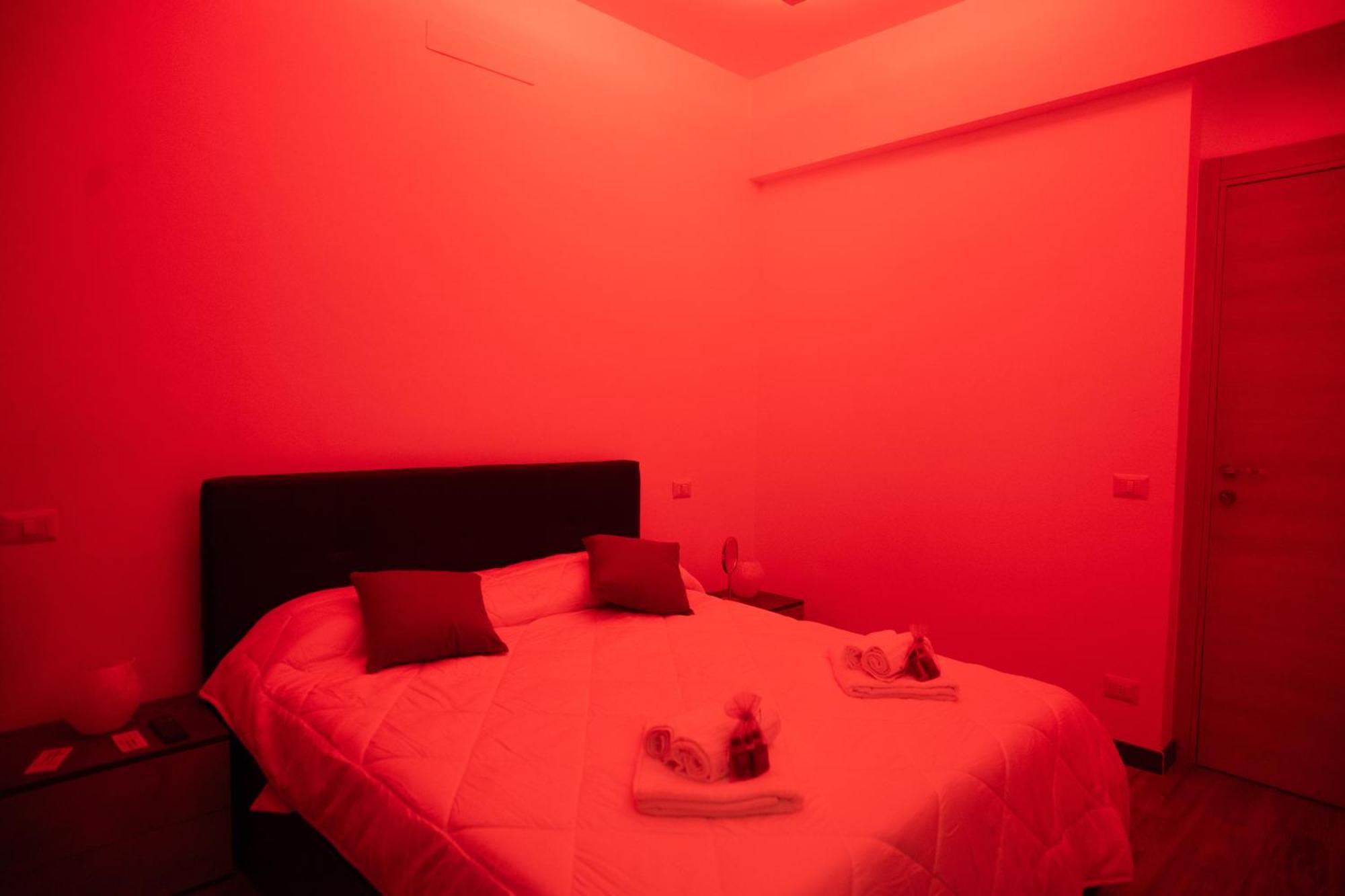 Led, Comfort And Style Just A Few Minutes From The Colosseum Appartamento *