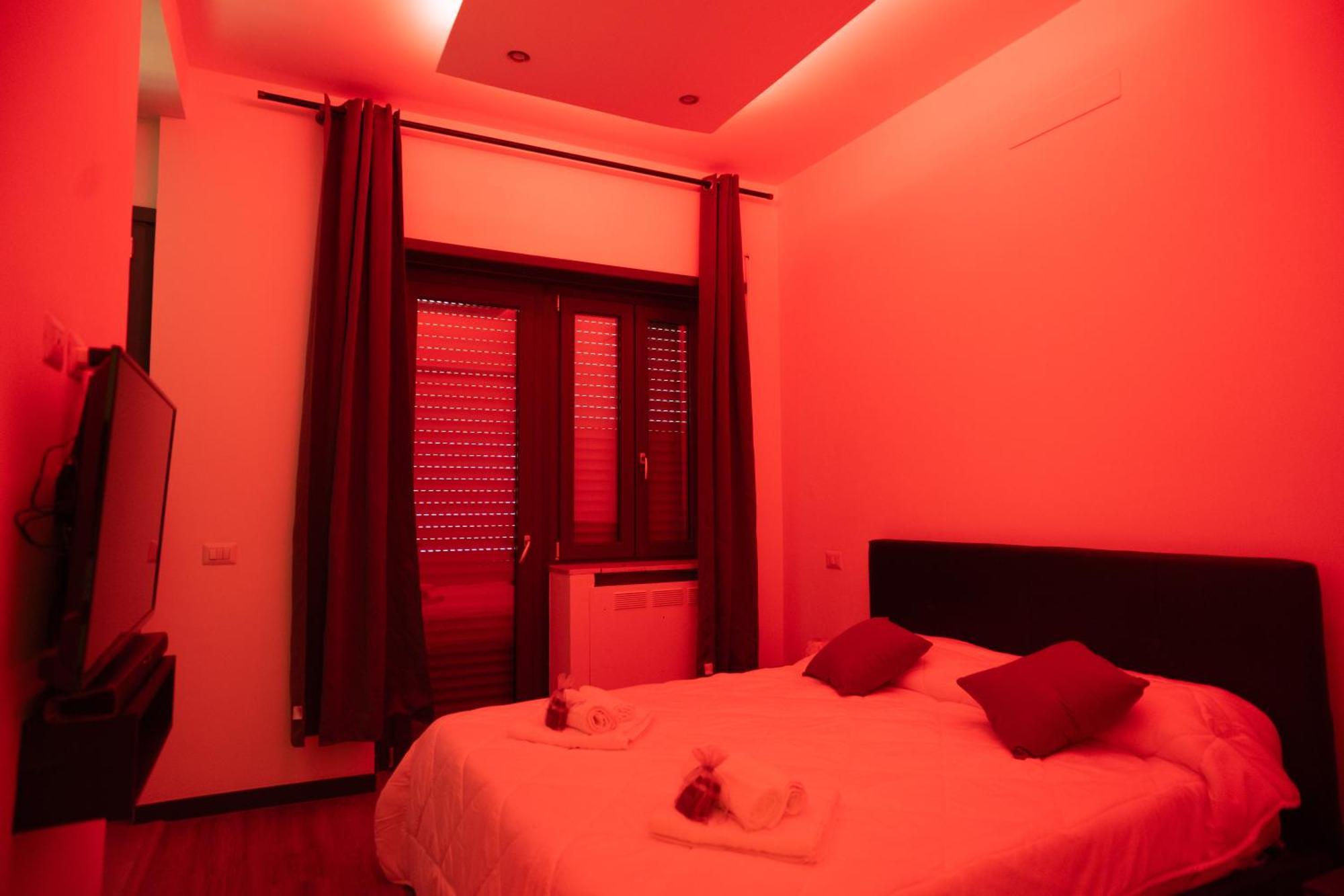 Led, Comfort And Style Just A Few Minutes From The Colosseum